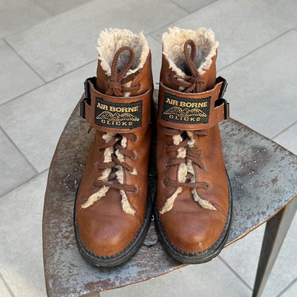 70s Air Borne Clicks Leather Ankle Boots Vintage Lace Up Sheepskin Lined Size 6